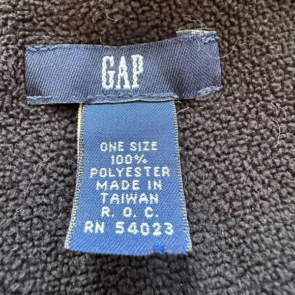 GAP black fleece scarf, unisex - Picture 10 of 11